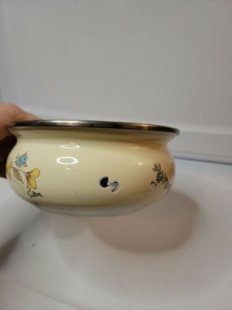Vintage Retro 6 in Enamelware Cooking Pot W/ Gold Handle Floral - Picture 3 of 14